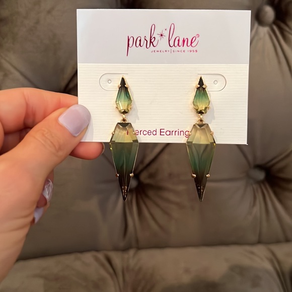 Park Lane Marlin Earrings - Picture 2 of 2